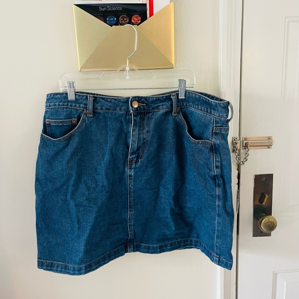 Mini Skirt